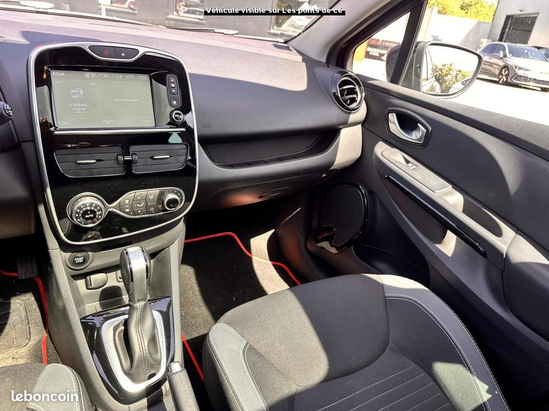 RENAULT CLIO Estate 120CH EDC Intens - Toit panoramique (image 13)