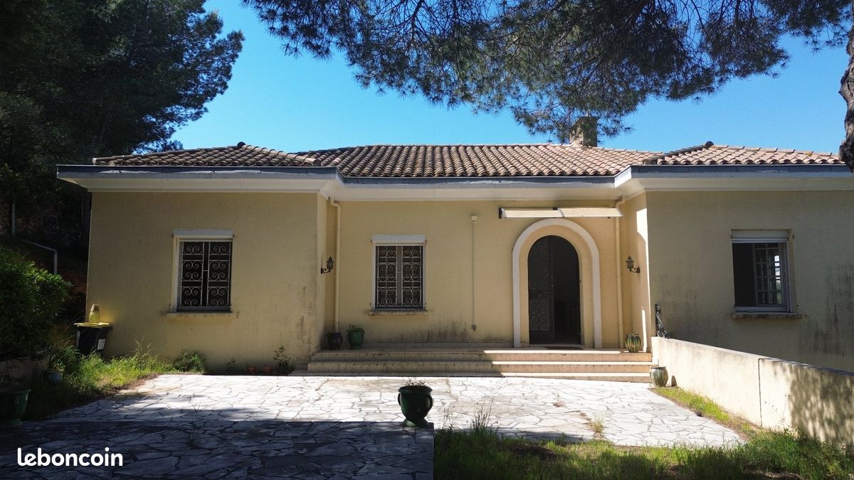 Maison 6 pièces 204 m²