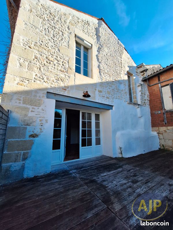 Maison 5 pièces 166 m² · à Pons · 166 m² · 860 €/mois