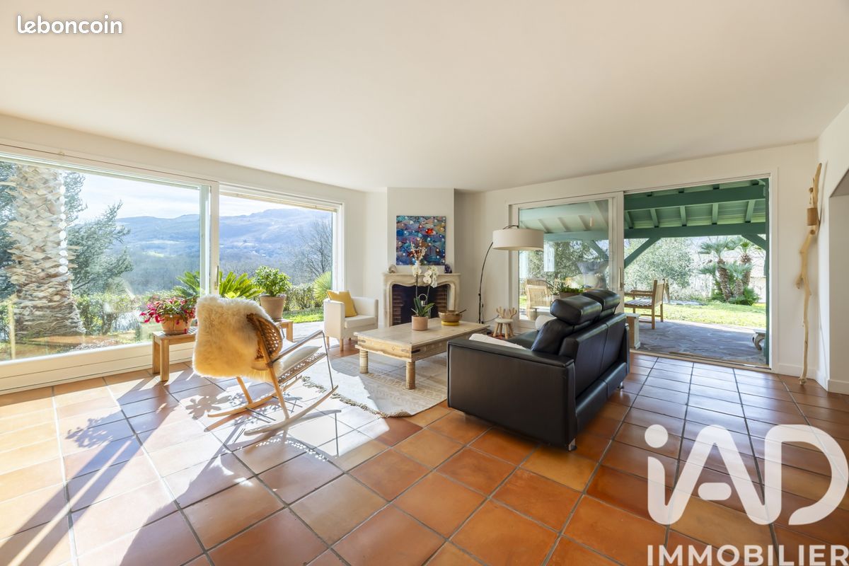 Maison 7 pièces 227 m² (image 7)