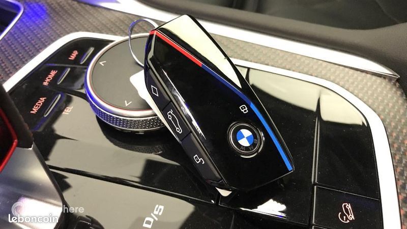 Bmw Xm 4.4 V8 PHEV 748ch (585+197) Label Red (image 16)