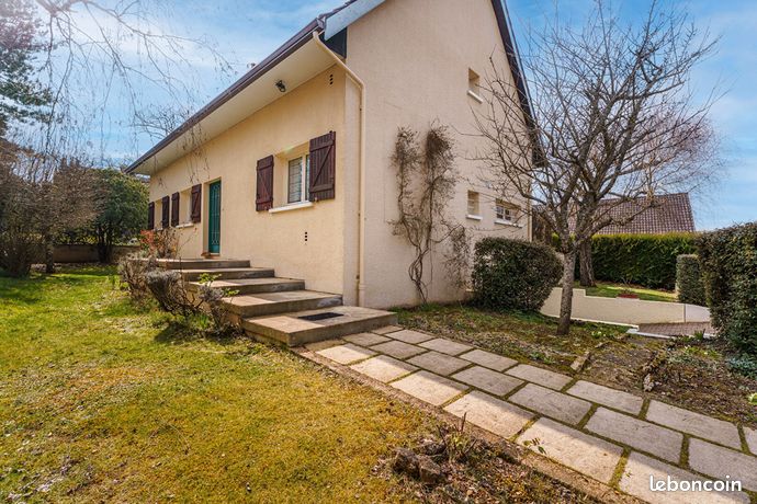 Maison 7 pièces 167 m²