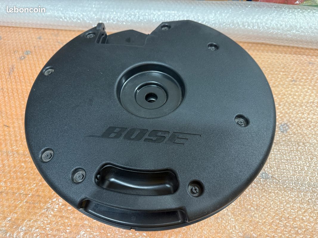 BOSE Caisson de basse , actif Subwoofer 28170JY10A 28170-JY10A- RENAULT KOLEOS - 🔈 Haut-parleurs haute fréquence d'usine pour tous les types de voitures (image 1)