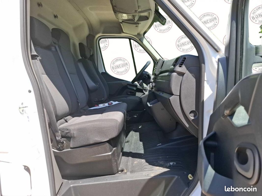 RENAULT MASTER Confort F3500 L2H2 2.3 Energy dCi - 145 fourgon nacelle tronqué K26 KLUBB (image 12)