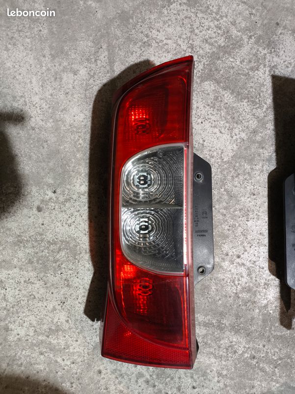 Feux Fiat Doblo (image 3)