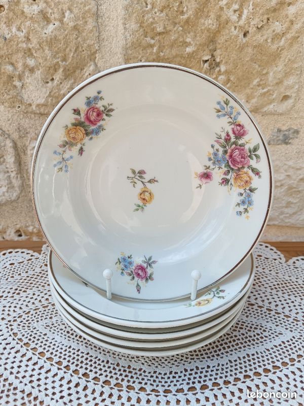 6 assiettes semi creuses porcelaine de Limoges roses (image 5)