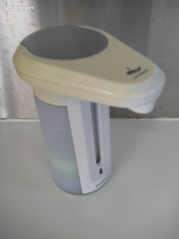 Distributeur de savon automatique (image 1)