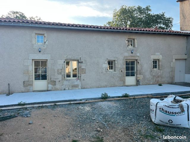 Maison 6 pièces 100 m² · à Azay-le-Brûlé · 100 m² · 750 €/mois