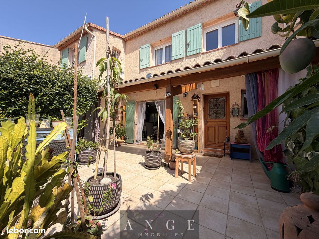 Maison 5 pièces 95 m² · à La Crau · 95 m² · 439 000 €