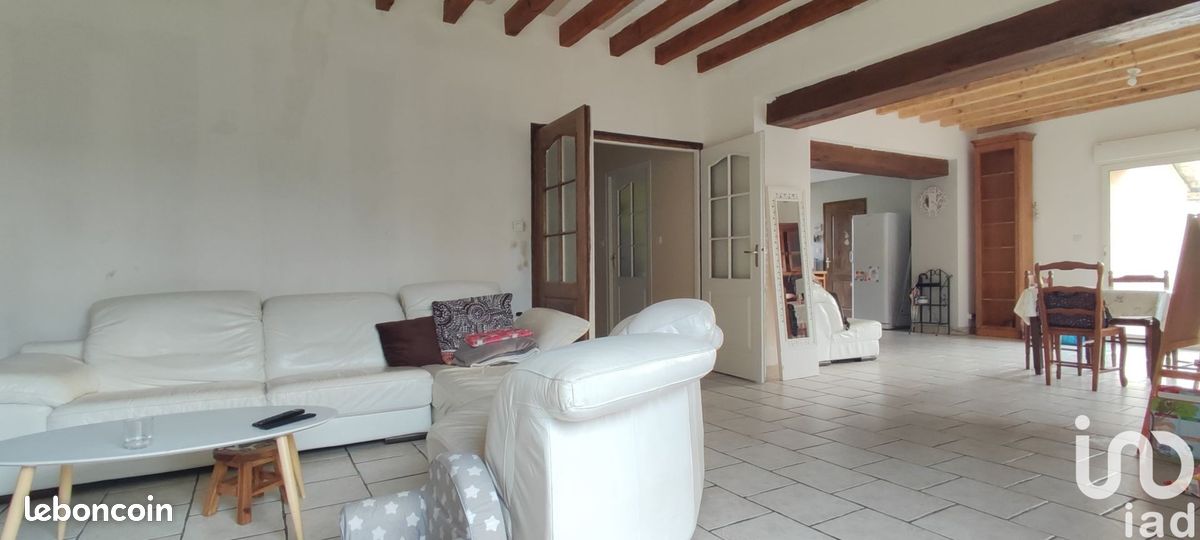Maison 8 pièces 170 m² - Le Busseau 79240 (image 3)