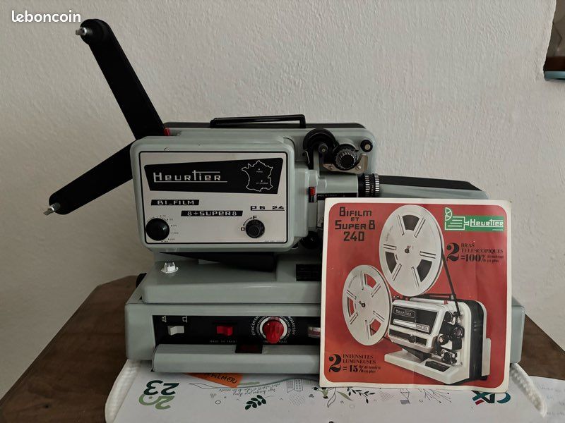 Projecteur Super 8 Heurtier P6 24B Vintage Années 1970