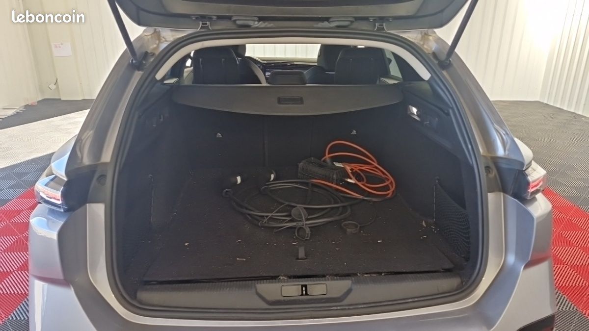 Peugeot 308 SW PHEV 180 E-EAT8 ALLURE PACK (image 29)