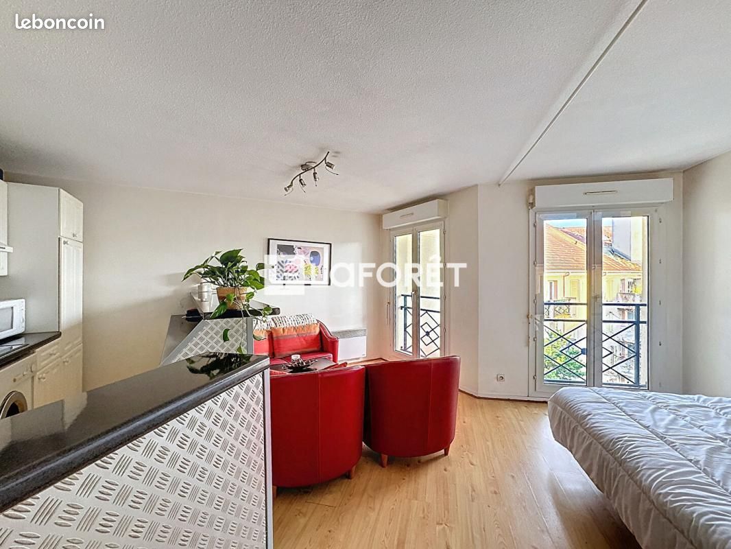 Appartement 1 pièce 27 m² · à Chilly-Mazarin · 27 m² · 736 €/mois