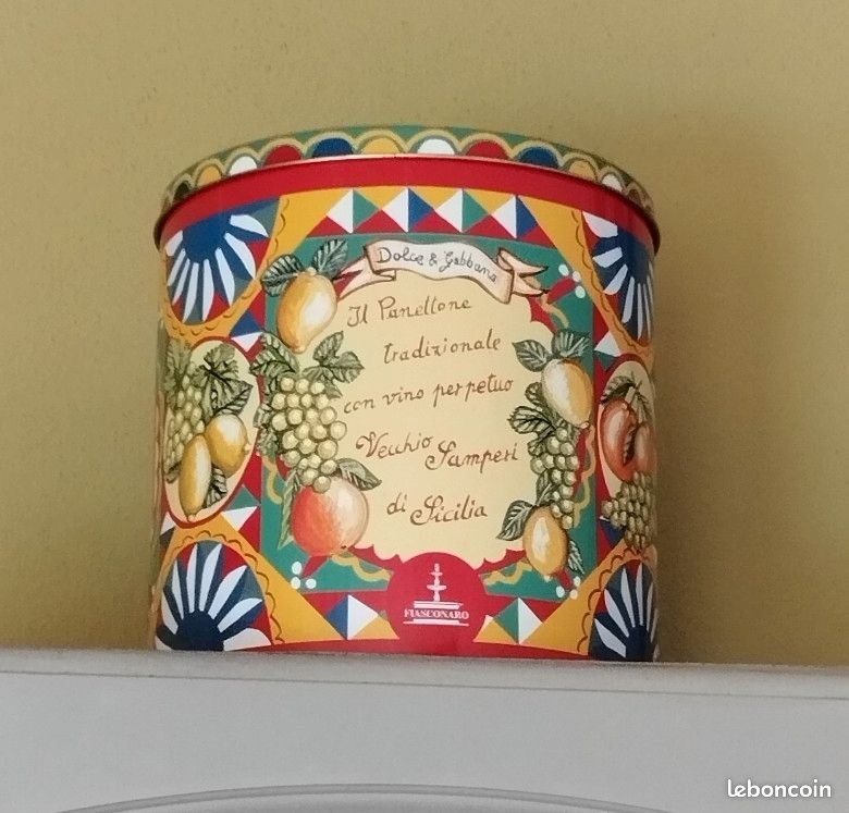 Boite DOLCE GABBANA métallique (image 2)