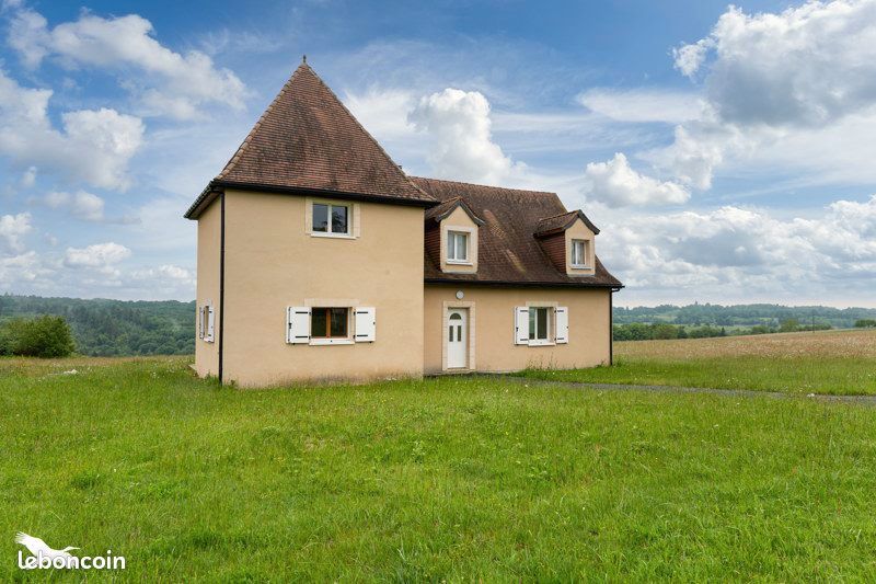 Maison 5 pièces 146 m² · à Saint-Mesmin · 146 m² · 259 900 €