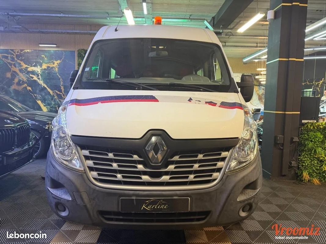 Renault Master Vu FOURGON 2.3 DCI 110 35 L2H2 GRAND-CONFORT I 7 PLACES - PRIX TTC (image 2)