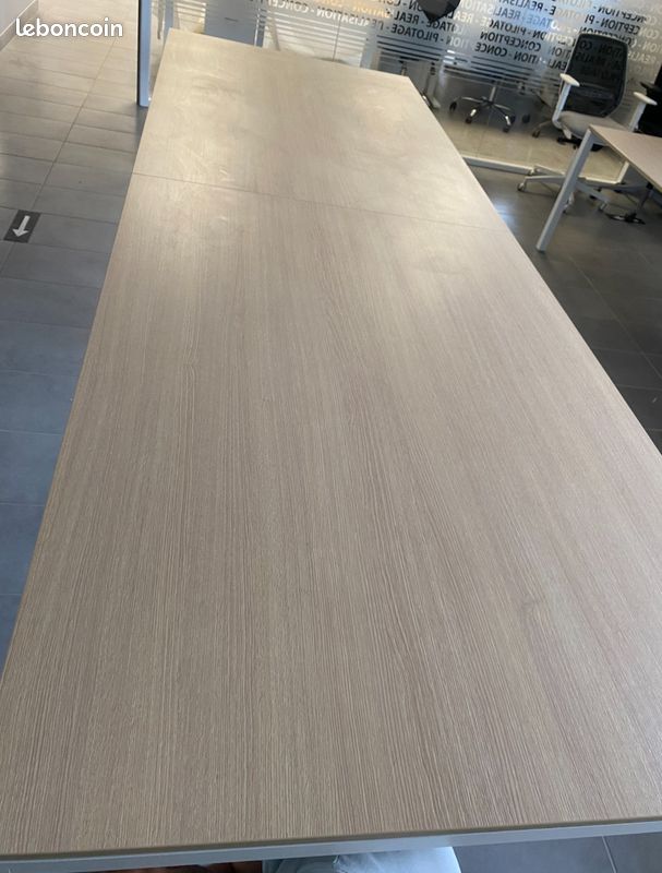 Grande table de réunion (image 3)