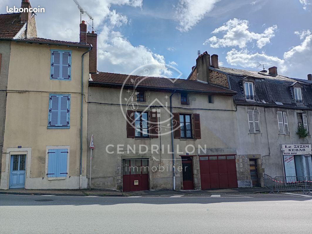 Maison 3 pièces 84 m² · à Bourganeuf · 84 m² · 60 000 €