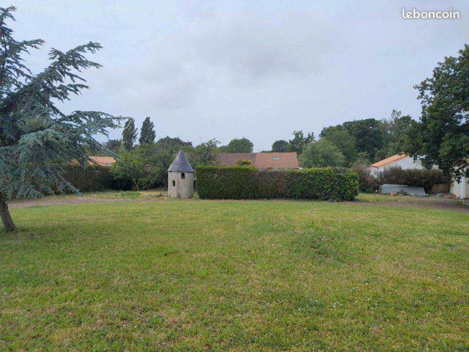 Terrain 793 m² · à La Plaine-sur-Mer · 204 990 €