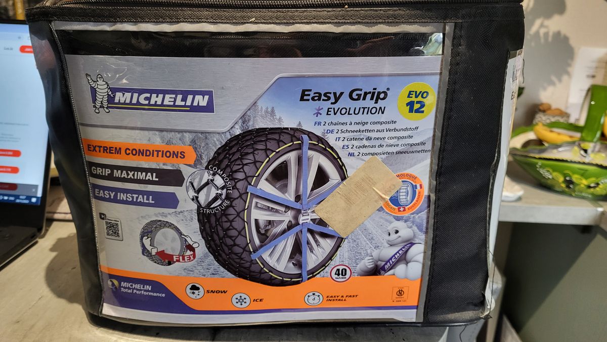 Chaussettes neige Michelin neuves Evo 3 - Équipement auto