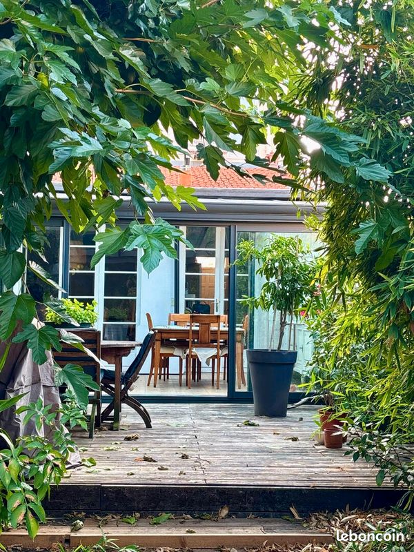 Maison 5 pièces 117 m² · à Bordeaux · 117 m² · 710 000 €