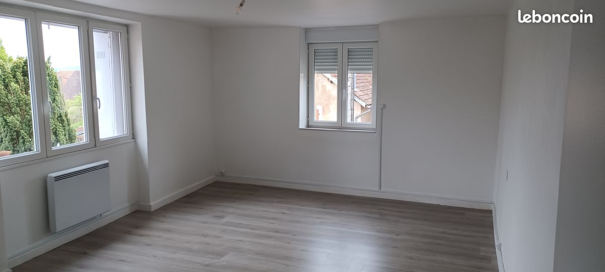 Maison 5 pièces 170 m² · à Pusy-Et-Épenoux · 170 m² · 950 €/mois