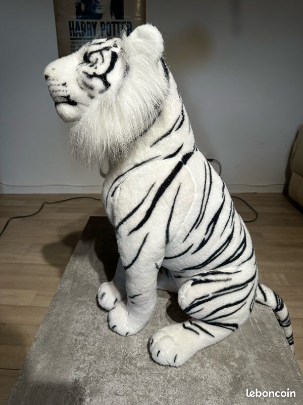 Peluche tigre blanc (image 3)
