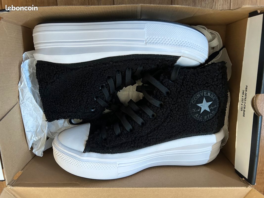 Converse (image 1)