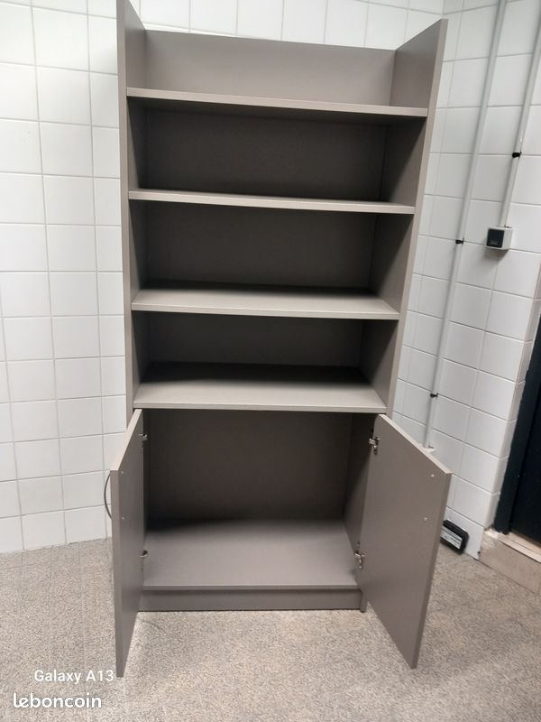 Armoire (image 2)