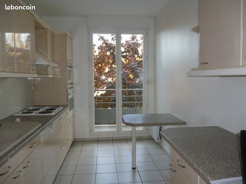 Appartement 3 pièces 74 m² · à Clermont-Ferrand · 74 m² · 807 €/mois