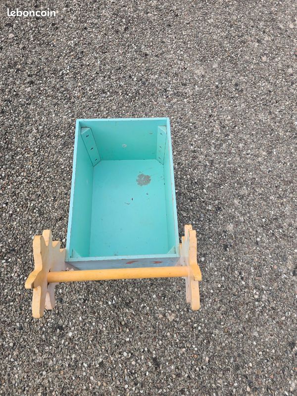 Chariot en bois (image 2)