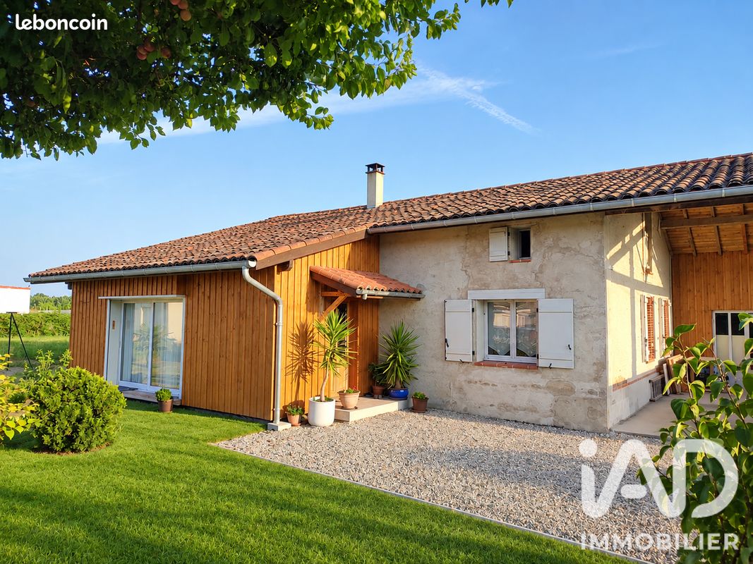 Maison 4 pièces 142 m² · à La Ville-Dieu-du-Temple · 142 m² · 259 900 €