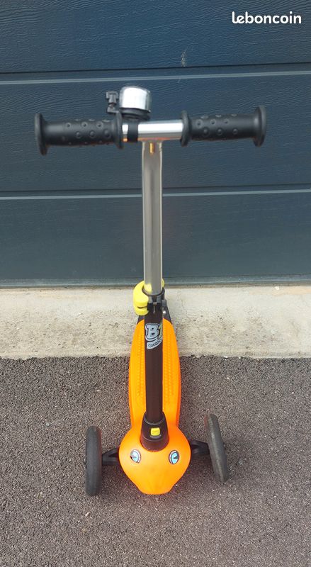 Trottinette 3 roues DECATHLON Oxelo - Idéale apprentissage (Max 20 kg) (image 3)