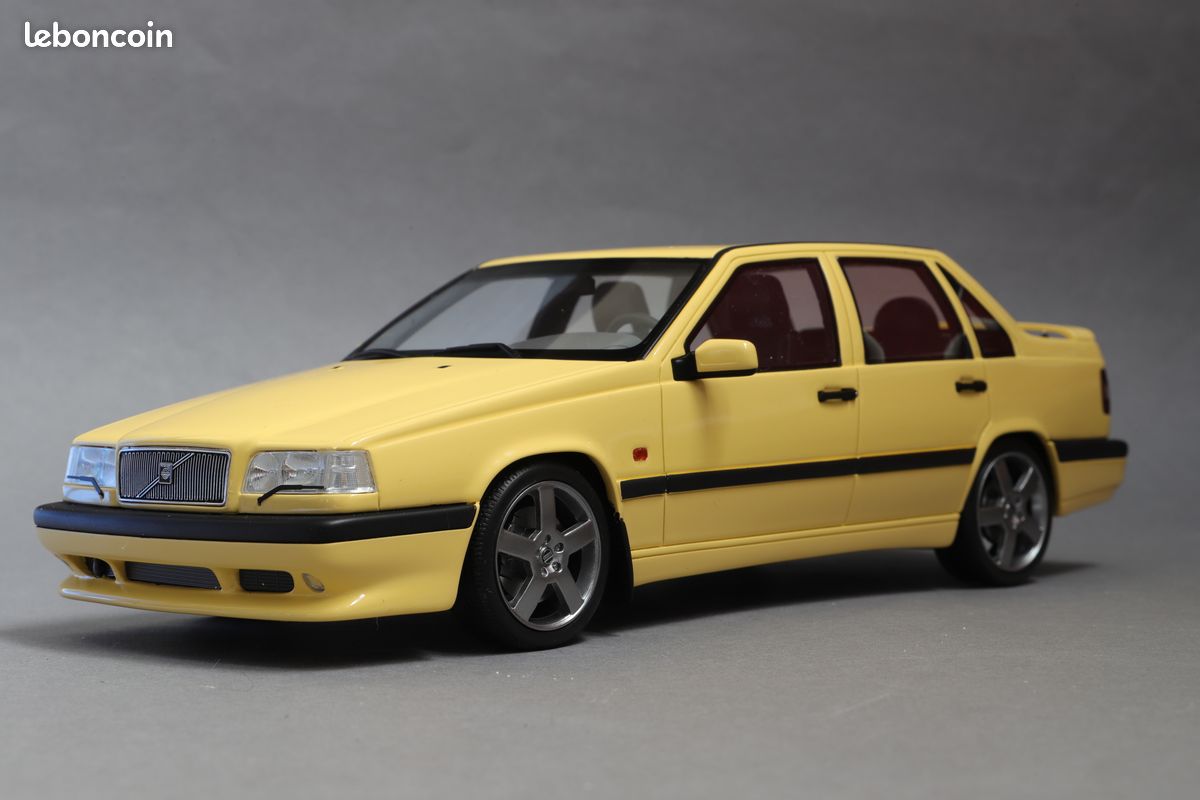 Volvo 850 T-5R Cream Yellow 1996 1/18 Otto Ottomobile (image 2)