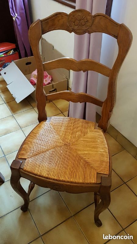Vends table et ses 6 chaises (image 4)