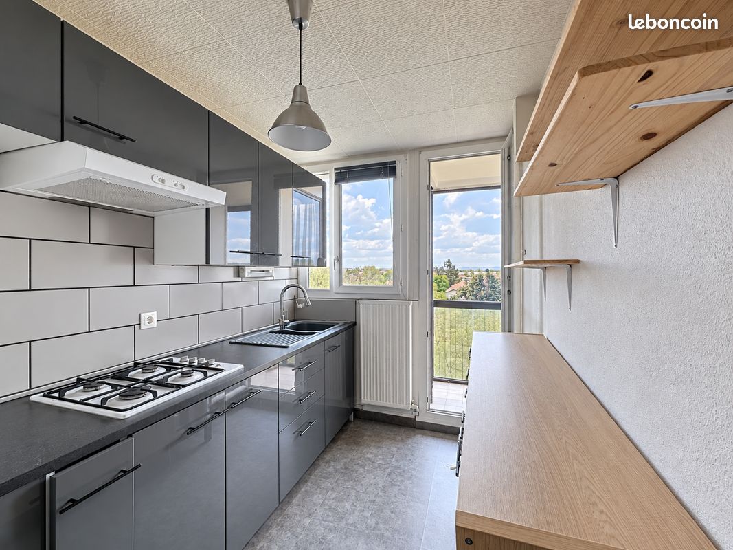 Appartement 4 pièces 66 m² · à Corbas · 66 m² · 850 €/mois