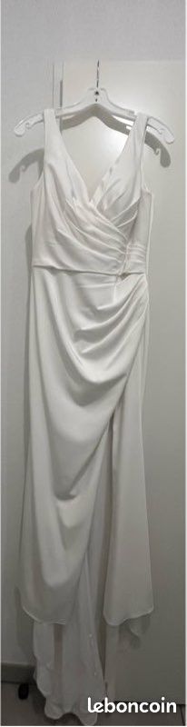 Vends robe de mariée ou cérémonie taille 38 (image 2)
