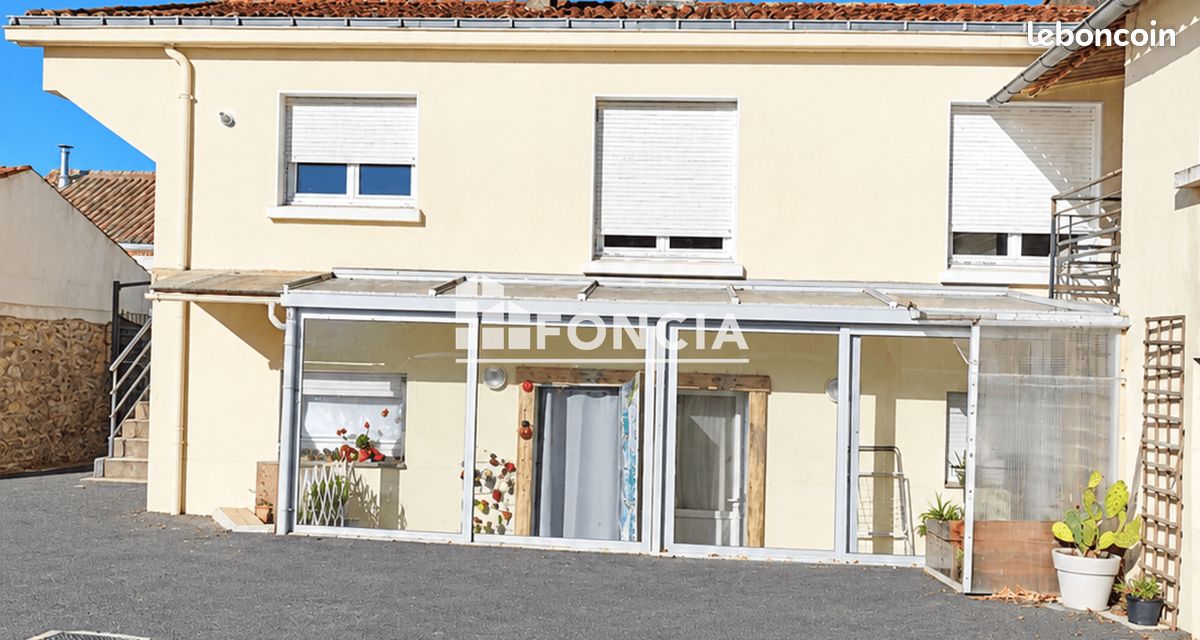 Maison 11 pièces 145 m² · à La Roche-sur-Yon · 145 m² · 364 500 €
