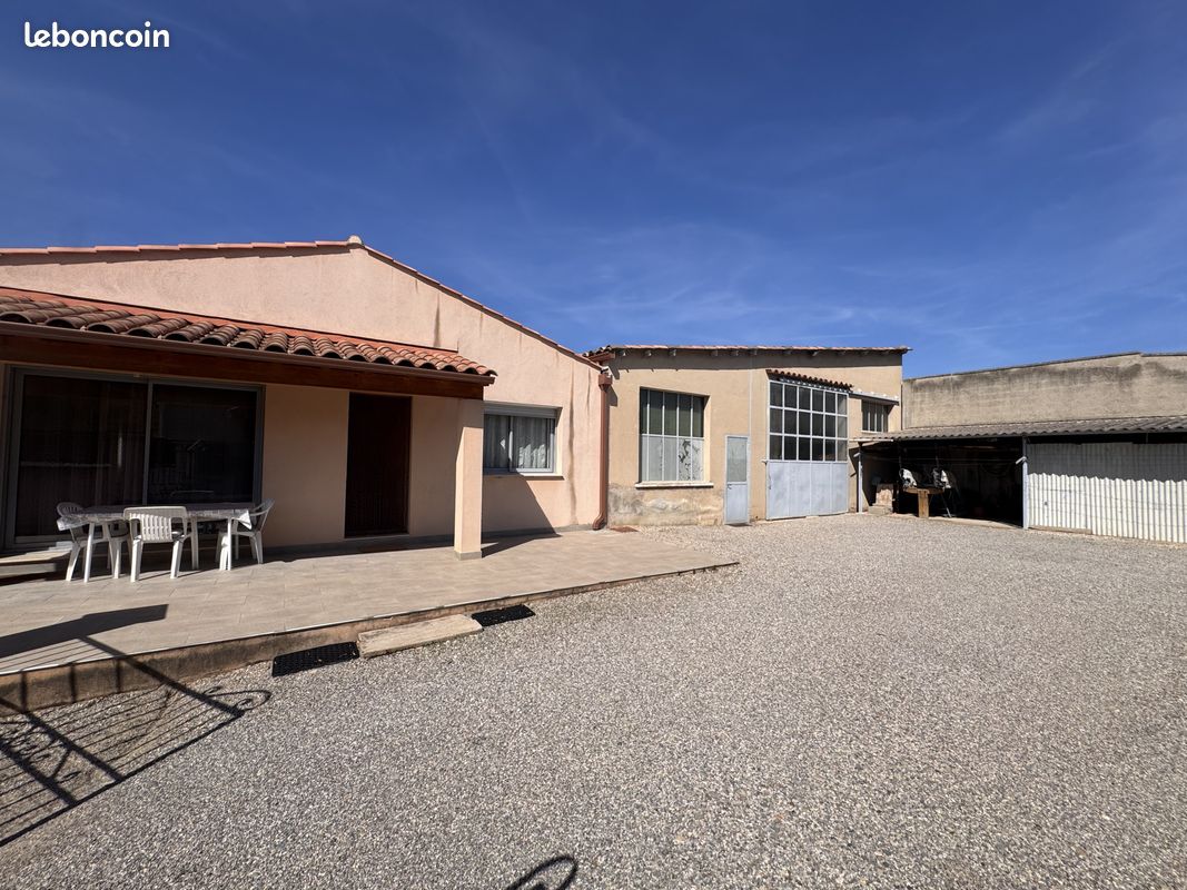 Maison 3 pièces 82 m² · à Peyrolles-en-Provence · 82 m² · 435 000 €