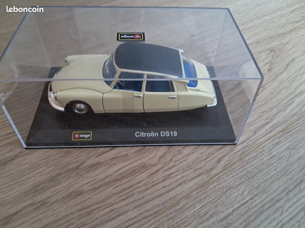 Voiture miniature citroen ds 19 Collection