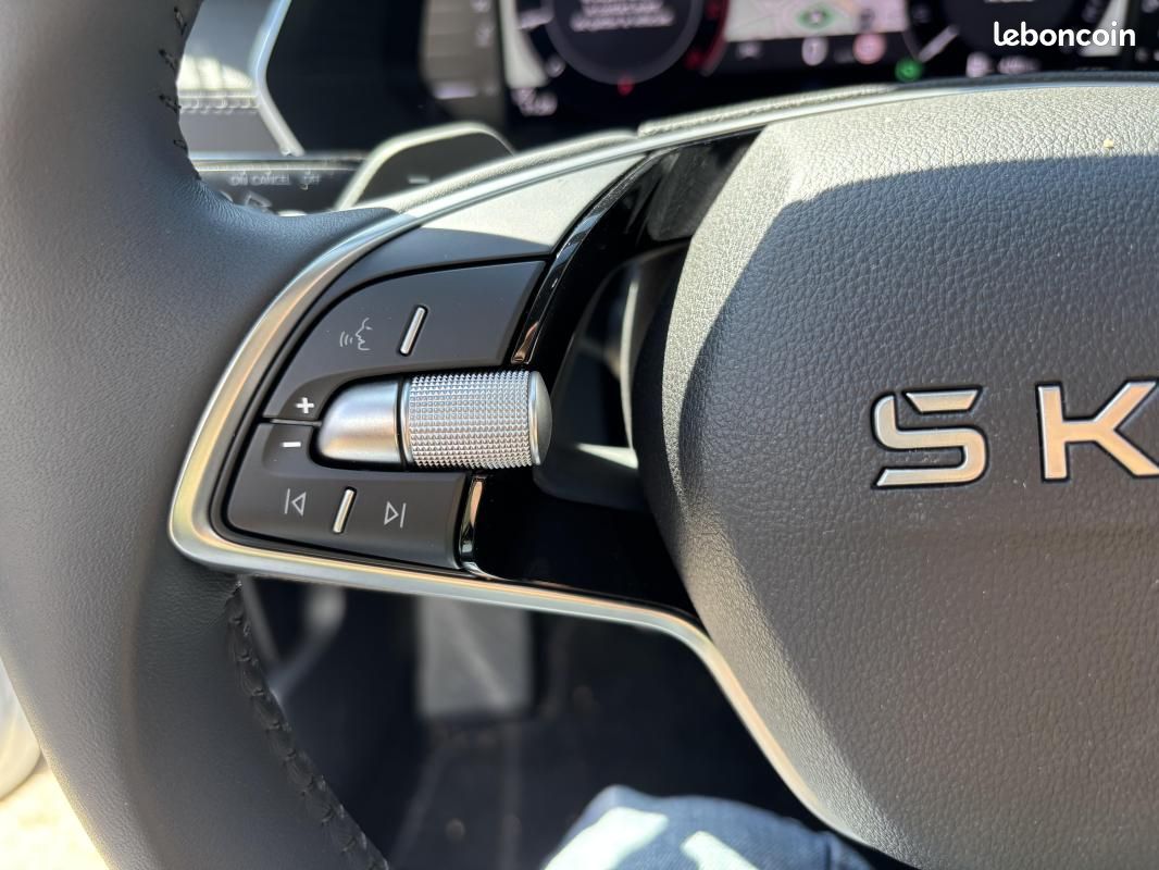 Skoda Octavia COMBI 2.0 TDI 150 ch SCR DSG7 Selection (image 18)