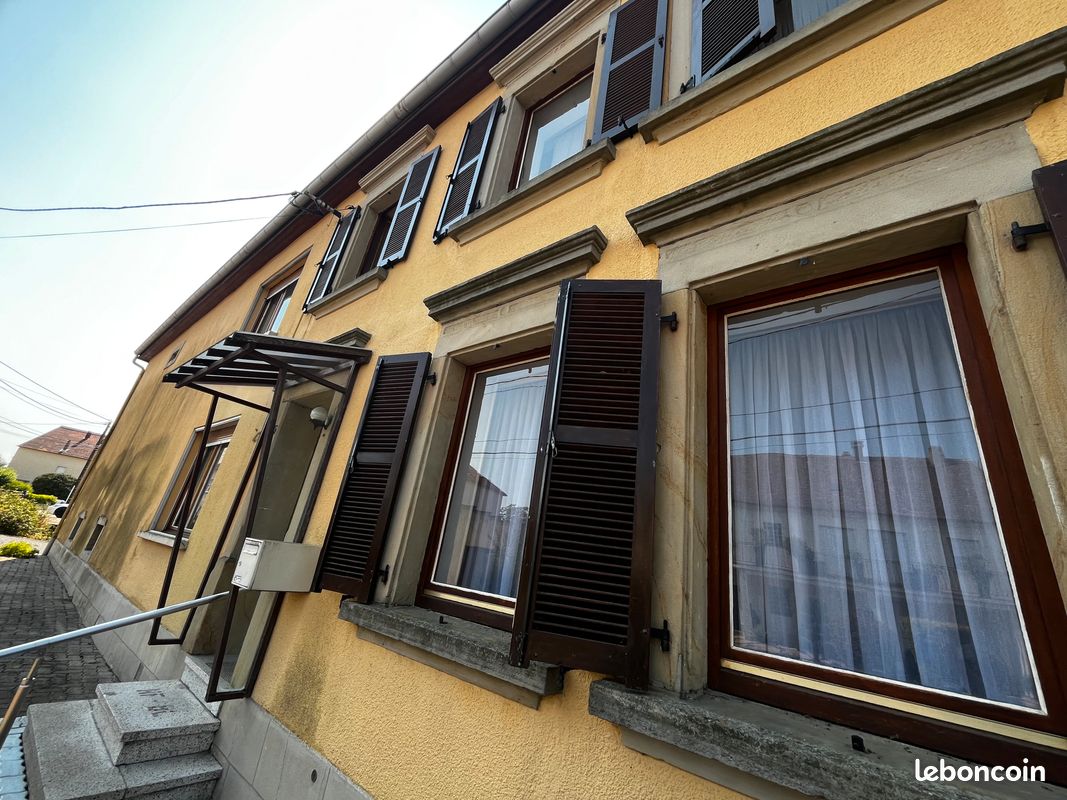 Maison 9 pièces 207 m² · à Guenviller · 207 m² · 160 000 €