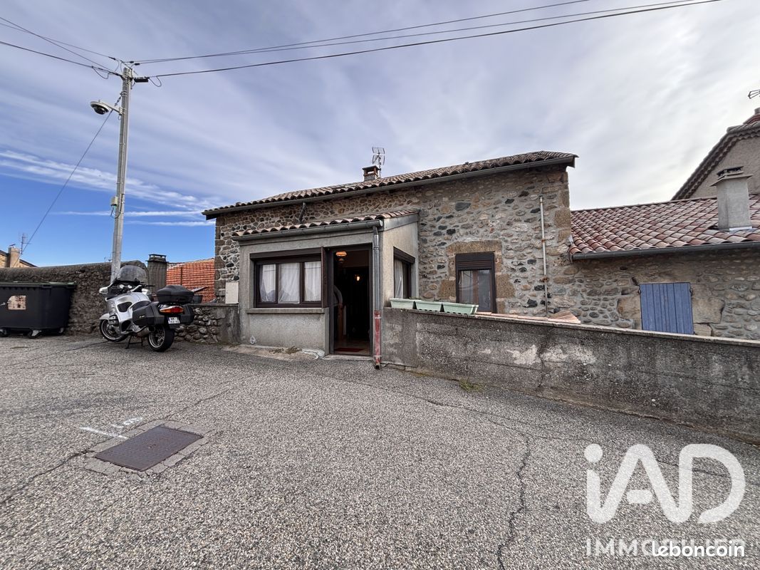Immeuble 170 m² · à Labégude · 170 m² · 168 000 €
