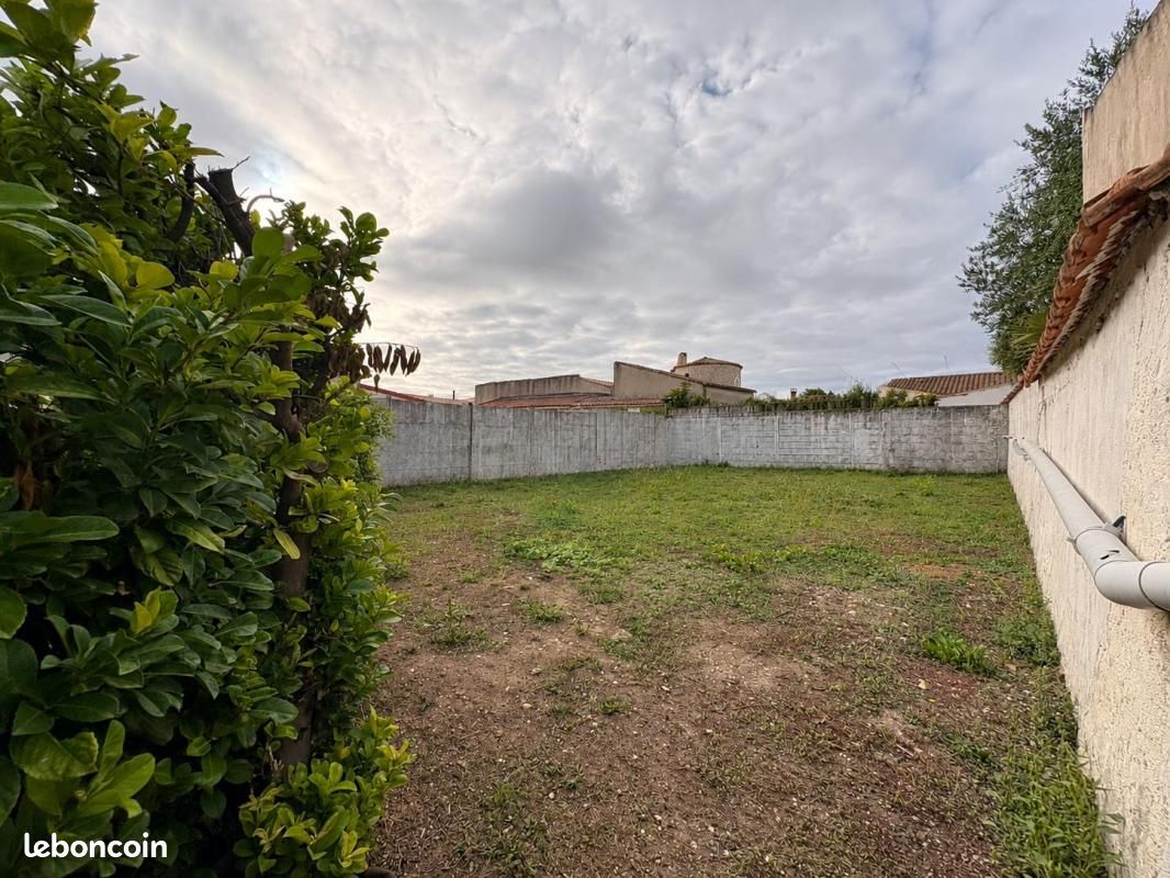 Terrain 152 m² · à Croix-Chapeau · 55 000 €