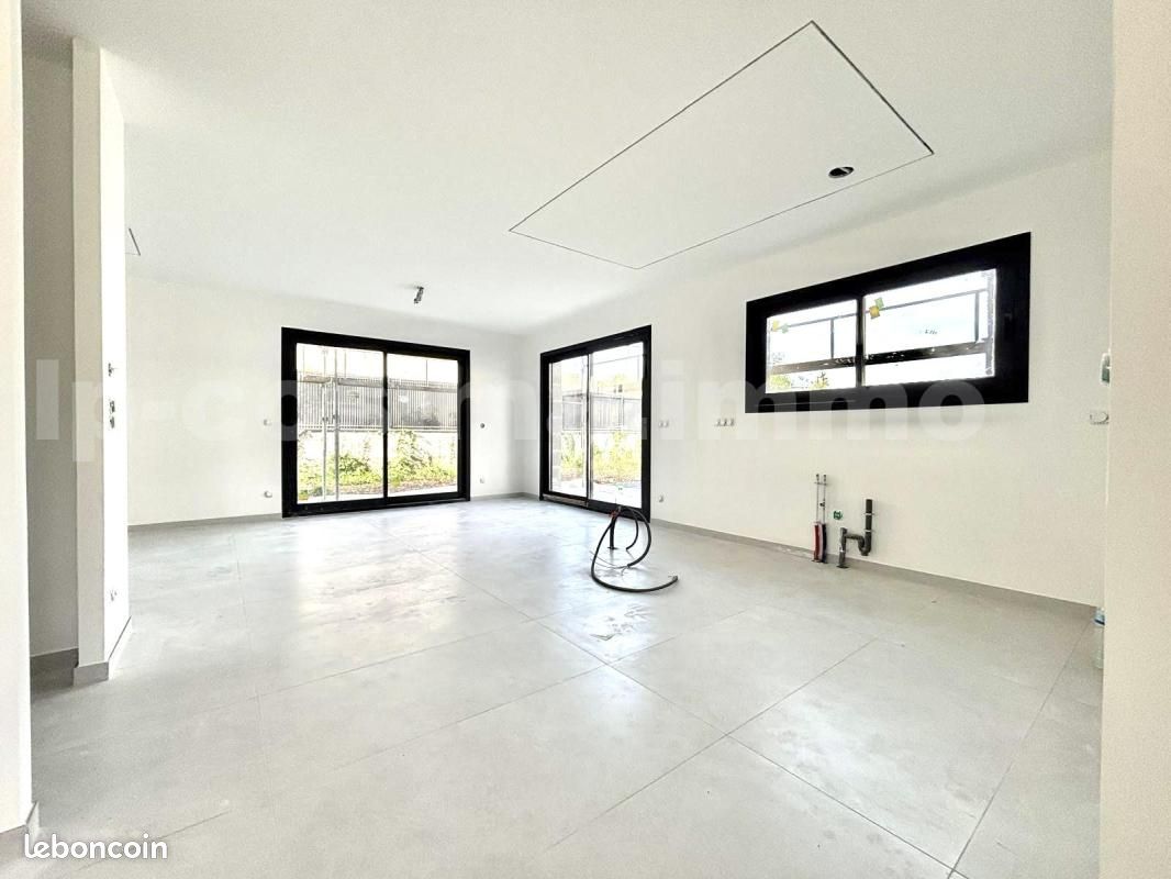 Maison 5 pièces 103 m² · à Saint-Pierre-en-Faucigny · 103 m² · 430 000 €