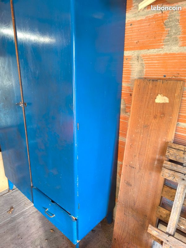 Armoire en bois (image 2)