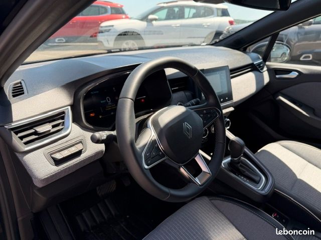 Renault CLIO V 1.6 E-TECH 145CH FULL HYBRID TECHNO (image 11)