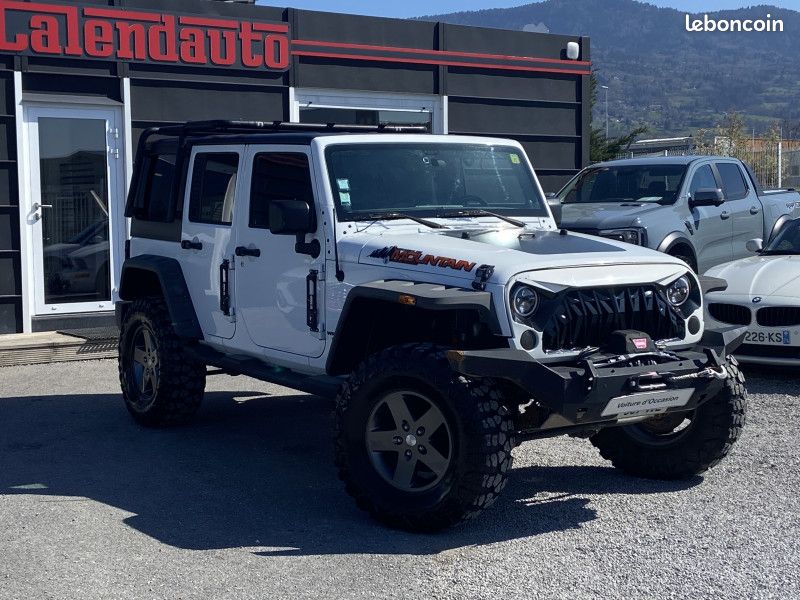 Jeep WRANGLER UNLIMITED 2.8 CRD 200CH FAP MOUNTAIN (image 4)
