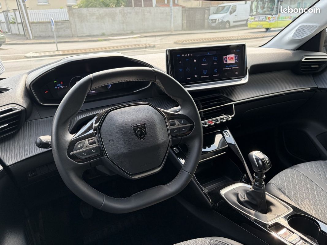 Peugeot 208 (2) PureTech 100 Allure 1 option incluse (image 9)