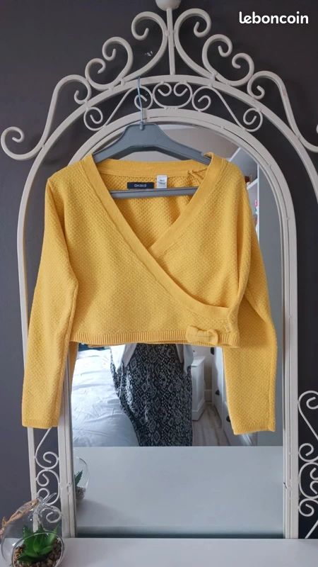 Pull cache coeur Taille 5 ans Marque Okaïdi (image 3)